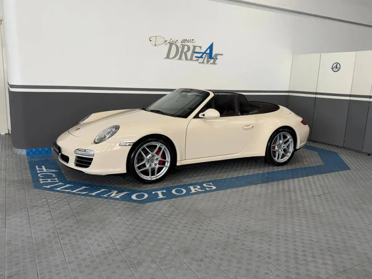Porsche 997.2 Carrera 4S Cabrio