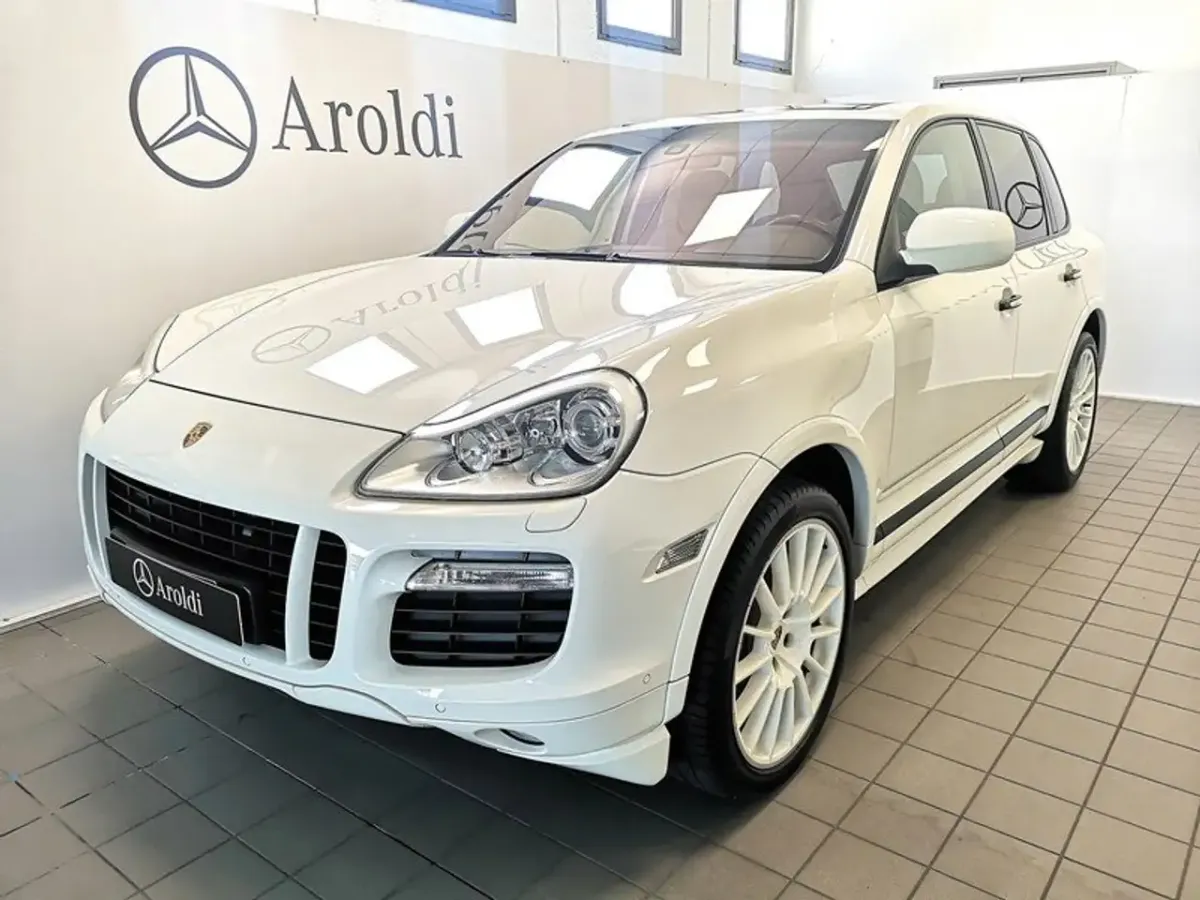 Porsche Cayenne GTS