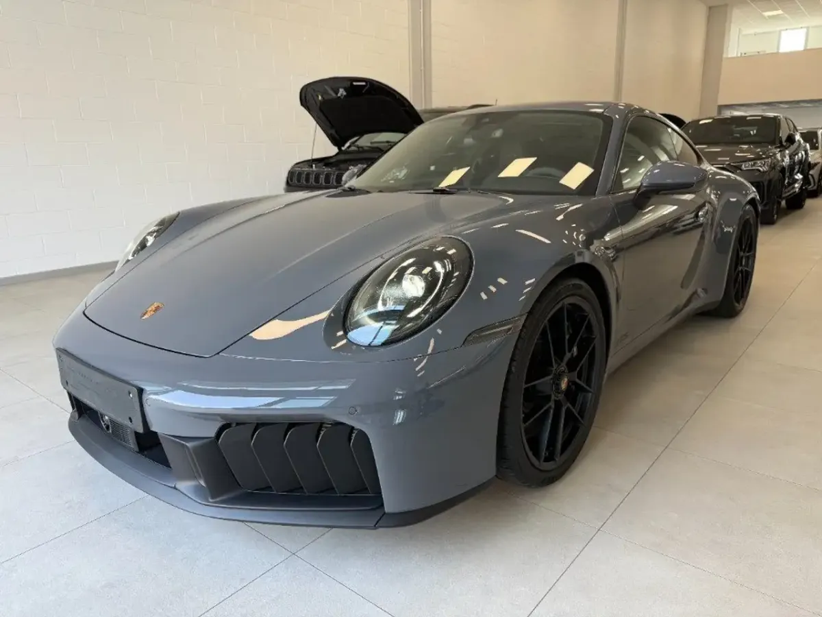 Porsche 992.2 Carrera GTS