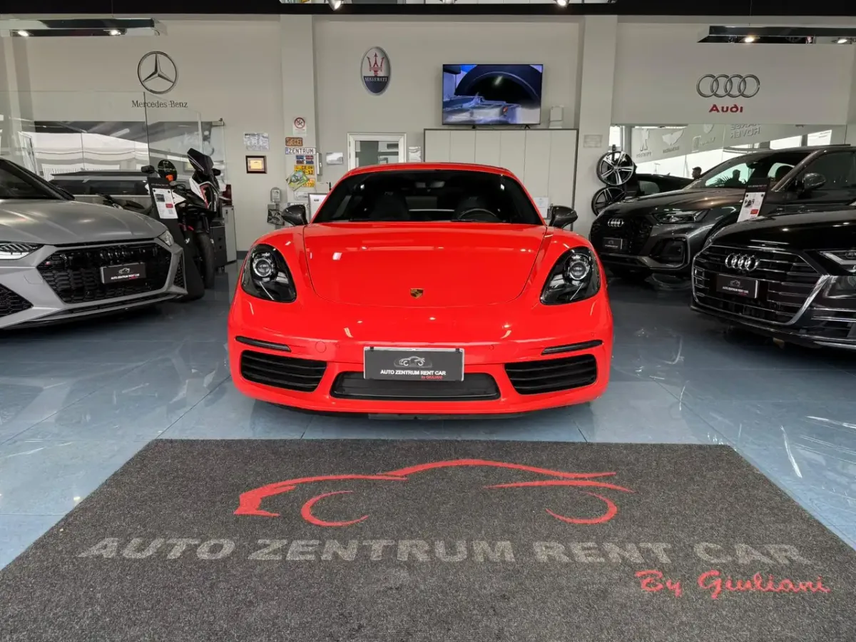 Porsche 718 Cayman T