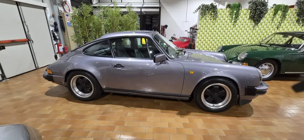 Porsche 911 Carrera 3.2 Coupé