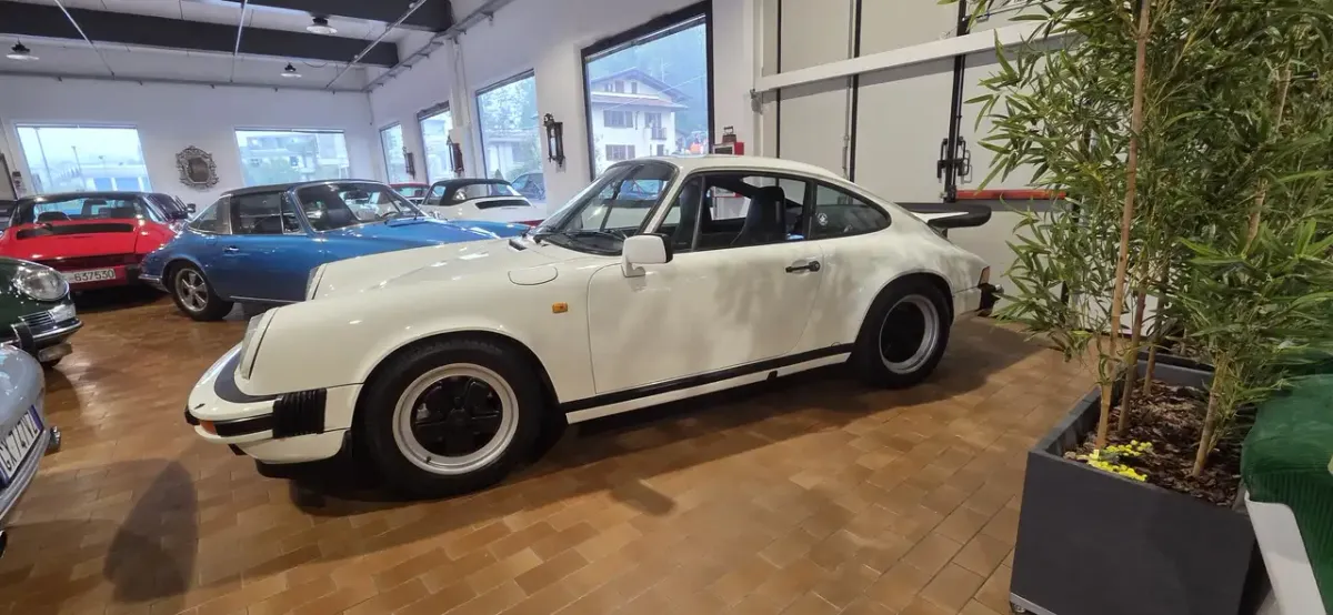 Porsche 911 Carrera 3.2 Coupé