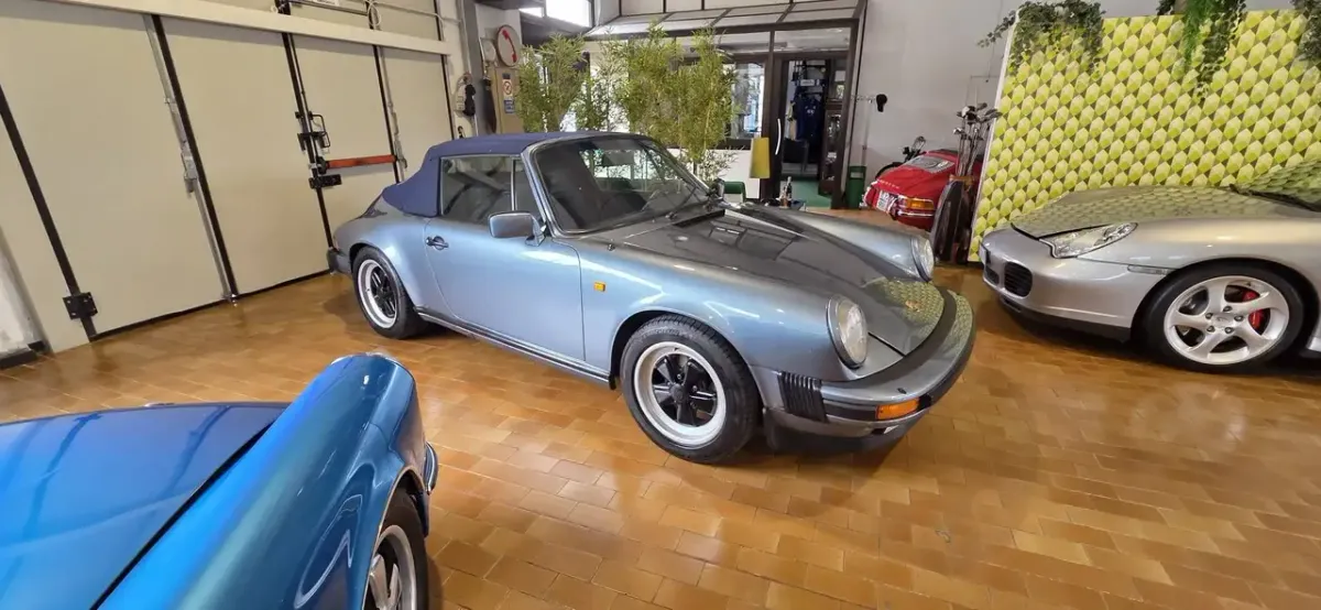 Porsche 911 Carrera 3.2 Cabrio