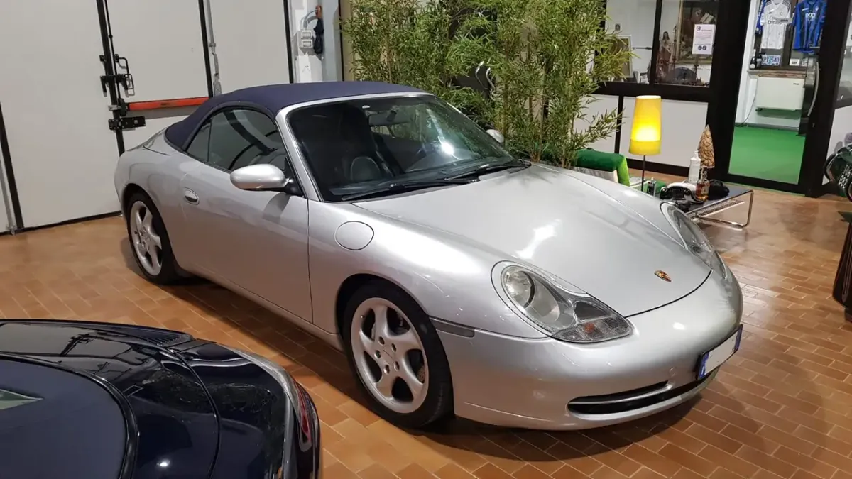 Porsche 996.1 Carrera Cabrio