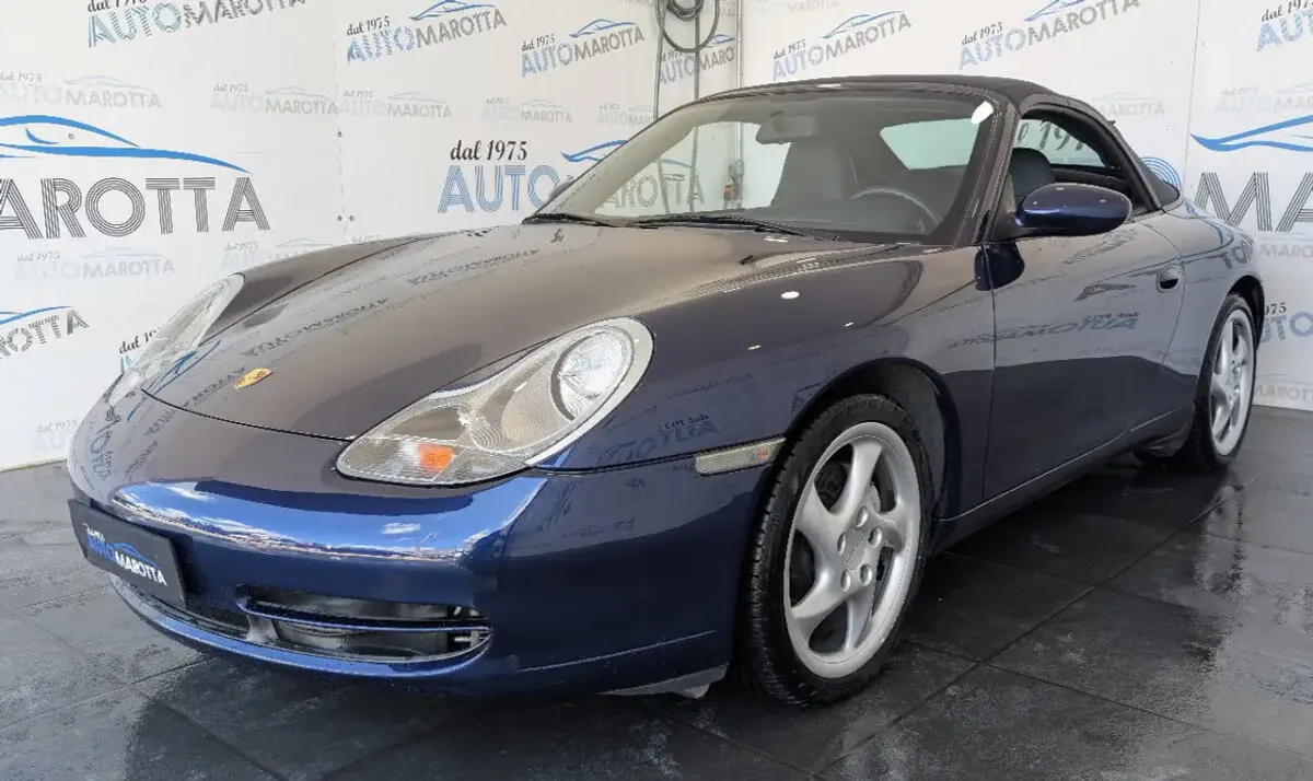 Porsche 996.1 Carrera 4 Cabrio