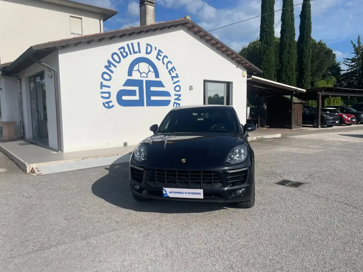 Porsche Macan S
