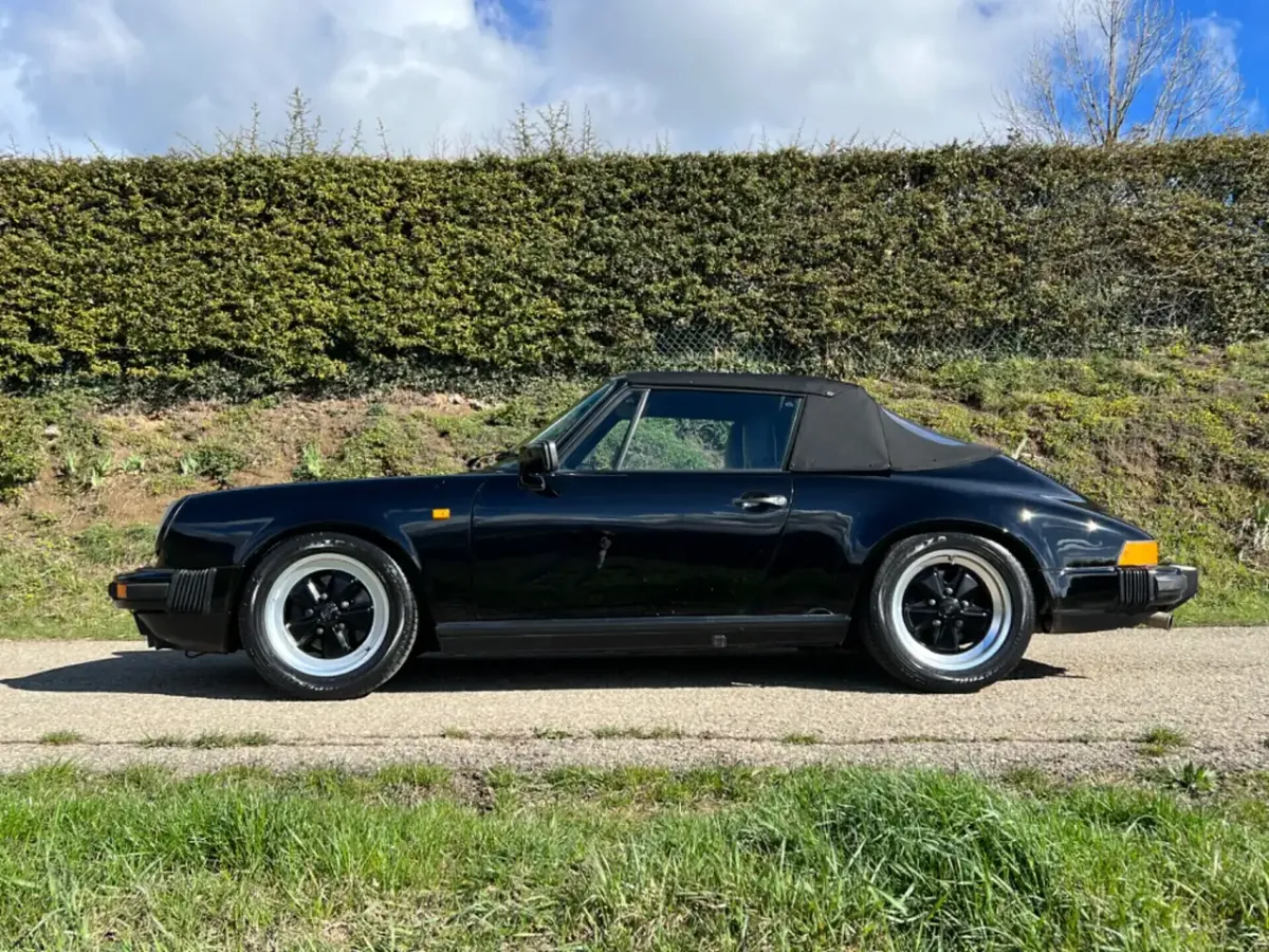 Porsche 911 Carrera 3.2 Cabrio