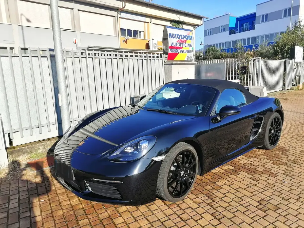Porsche 718