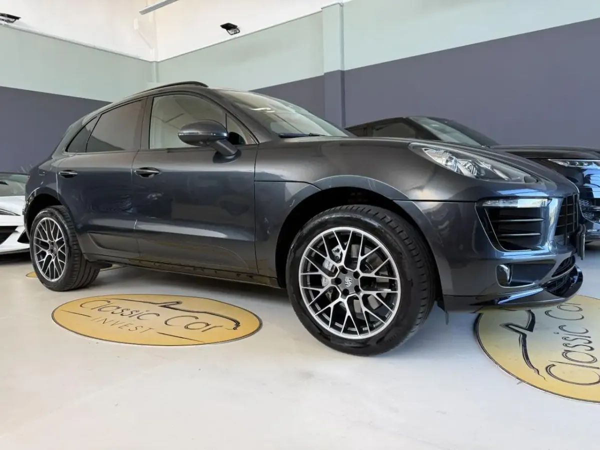 Porsche Macan S
