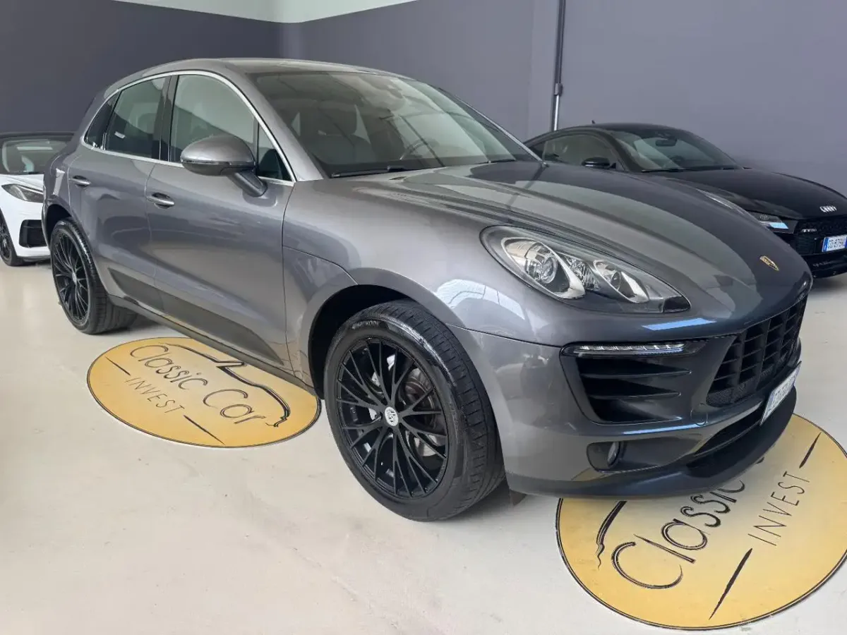 Porsche Macan S
