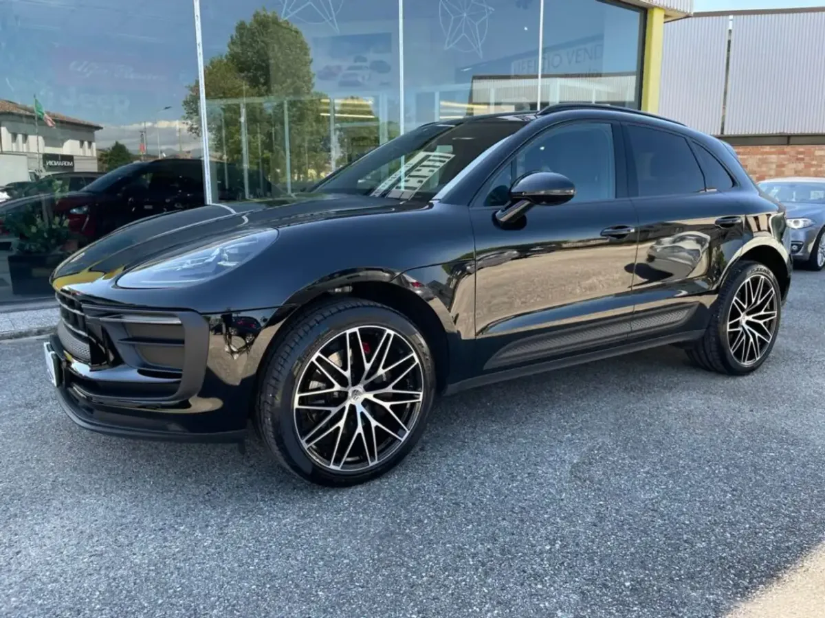 Porsche Macan T