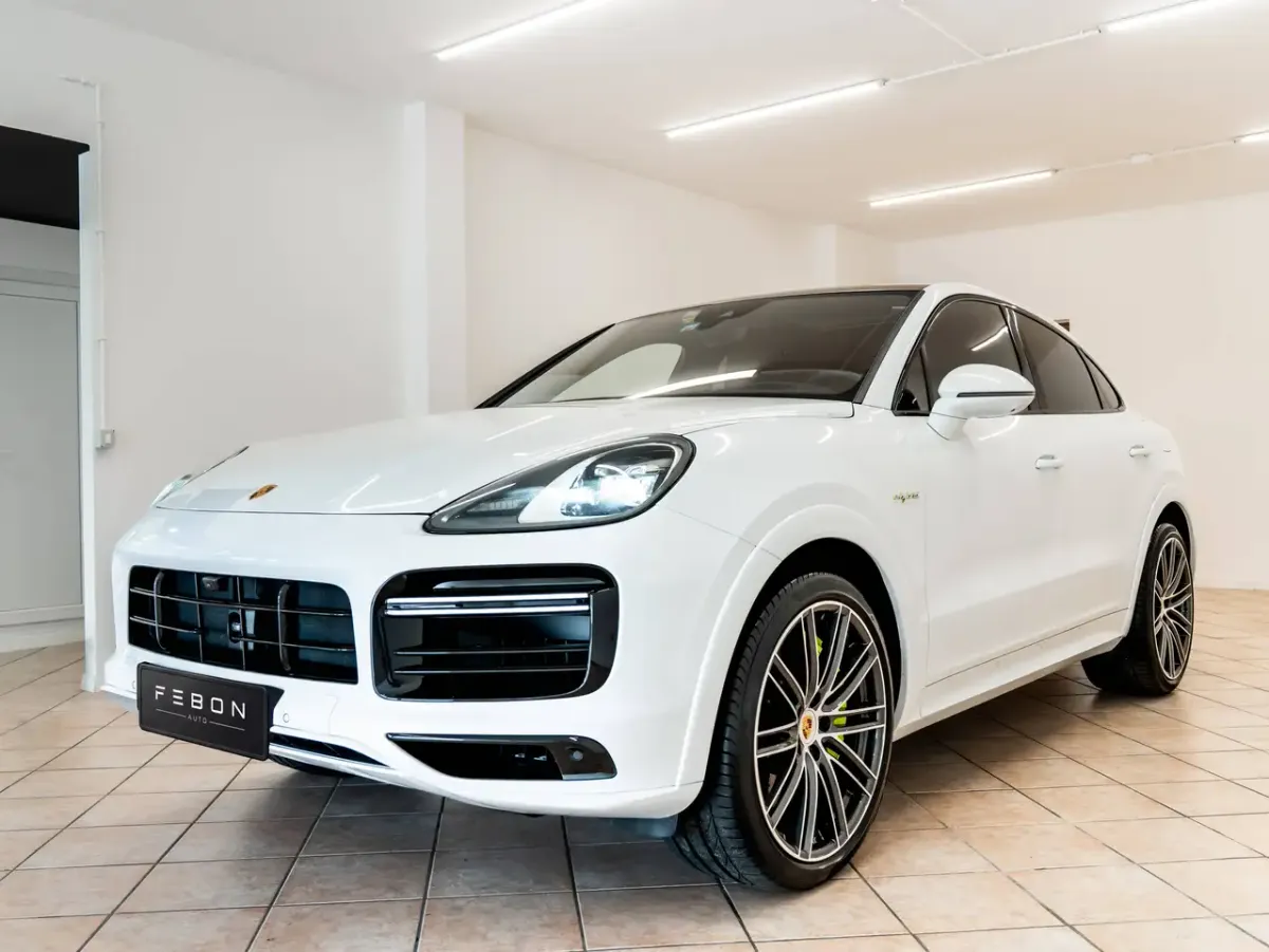 Porsche Cayenne Turbo S E-Hybrid