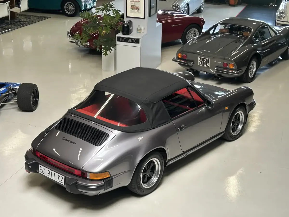 Porsche 911 Carrera 3.2 Cabrio