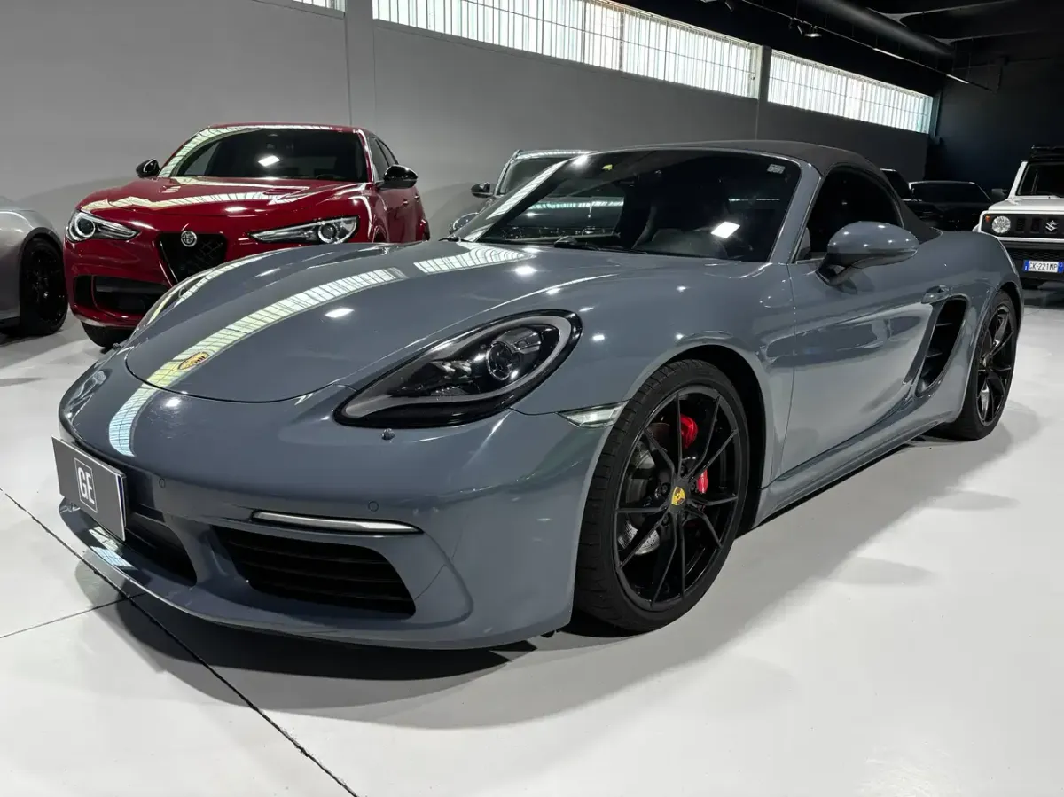 Porsche 718 Boxster S