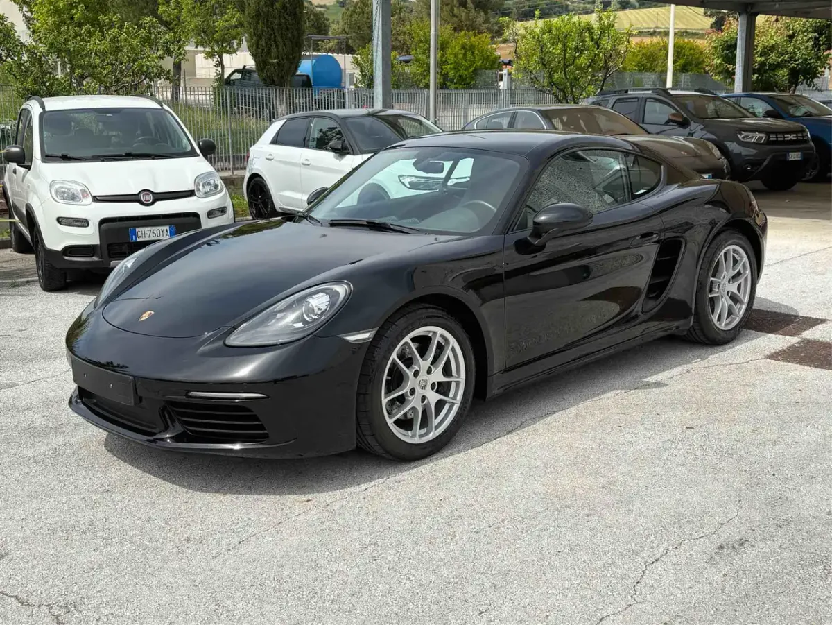 Porsche 718