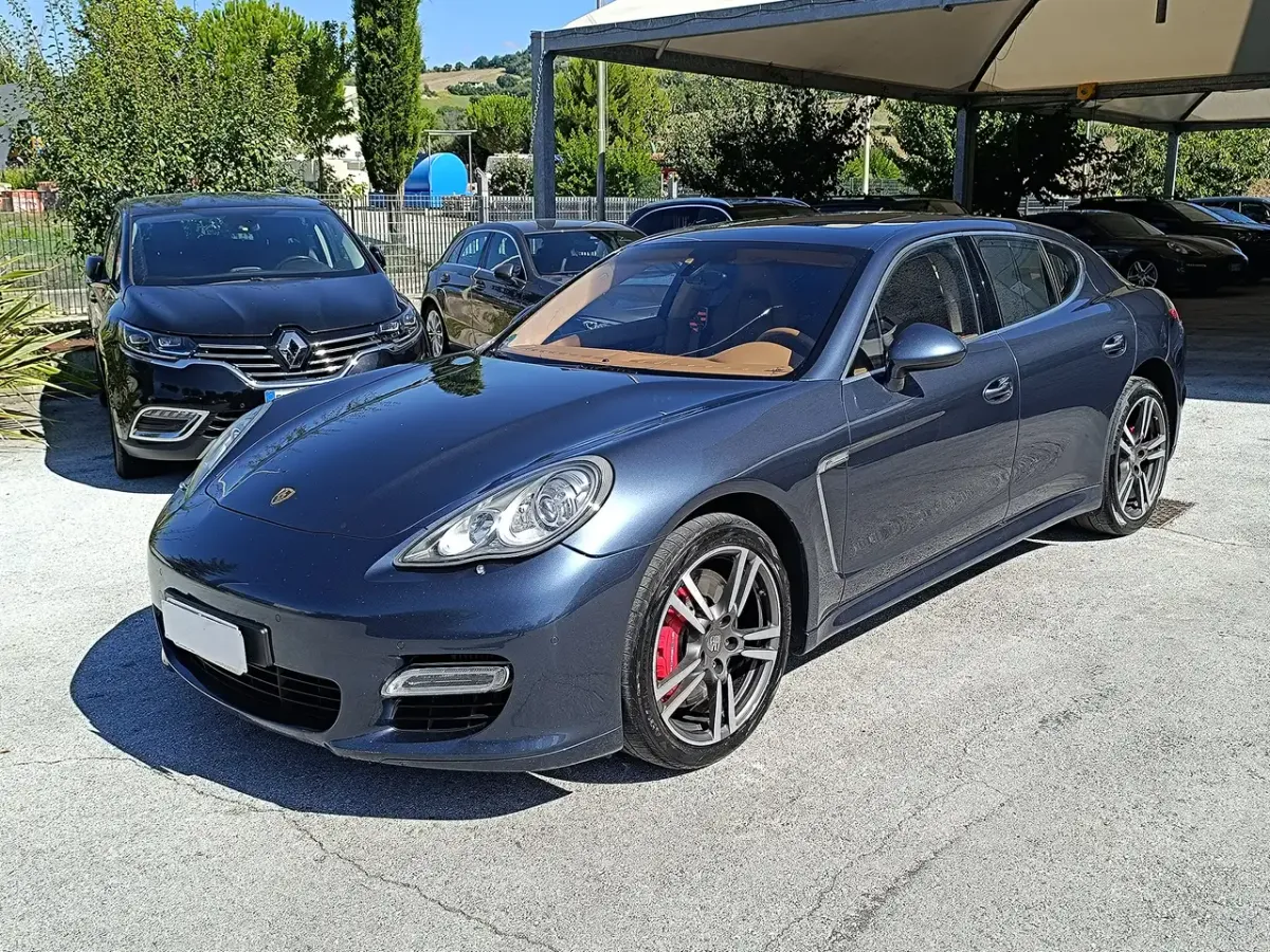 Porsche Panamera Turbo