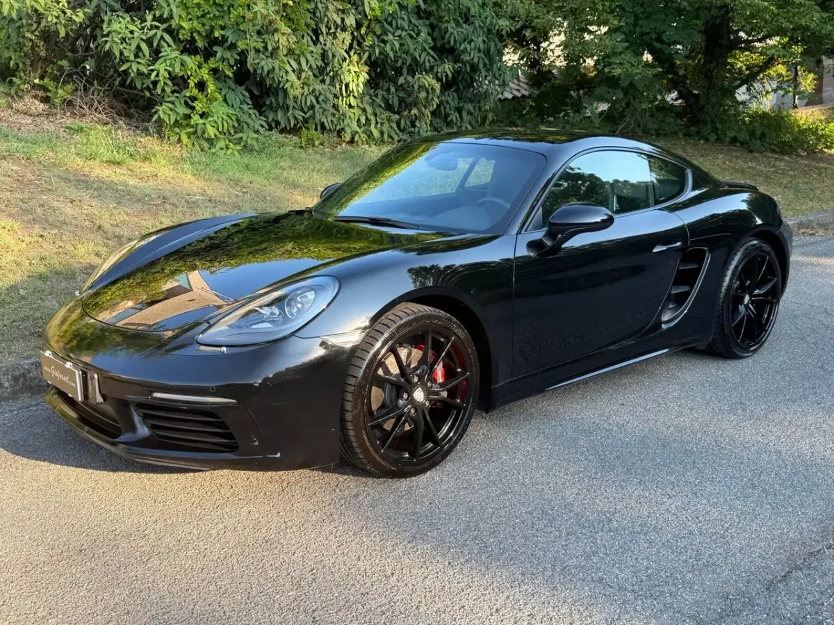 Porsche 718