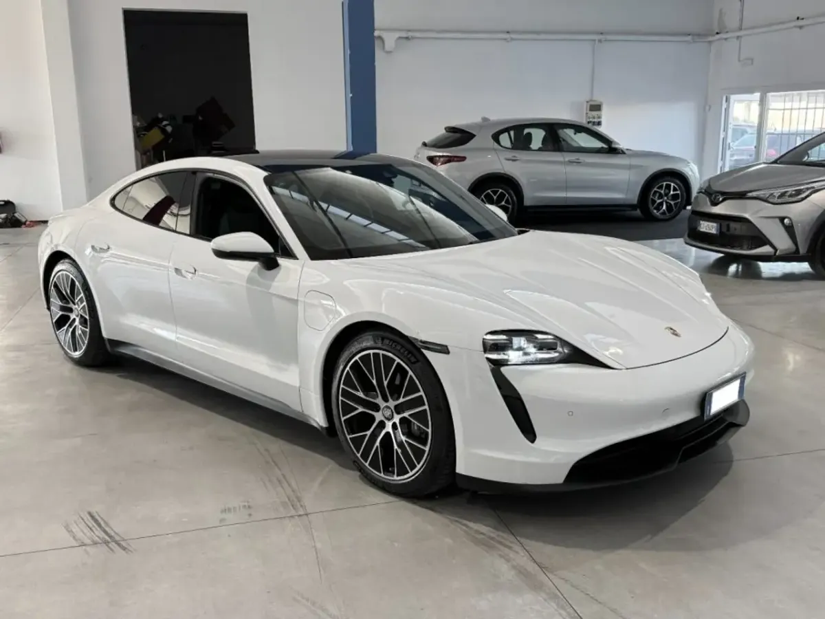 Porsche Taycan