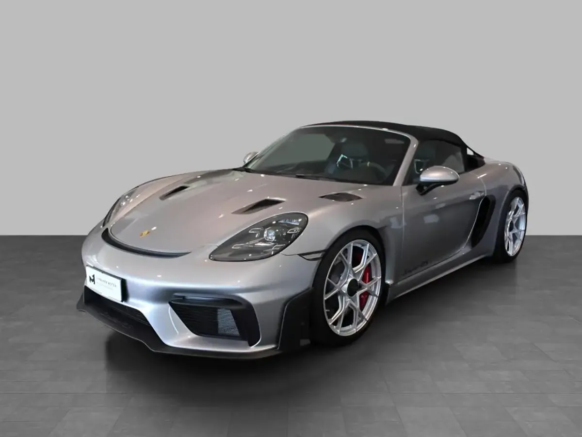Porsche 718 Spyder RS