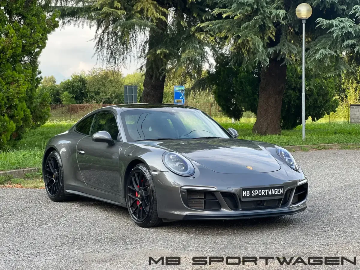 Porsche 991.2 Carrera 4 GTS