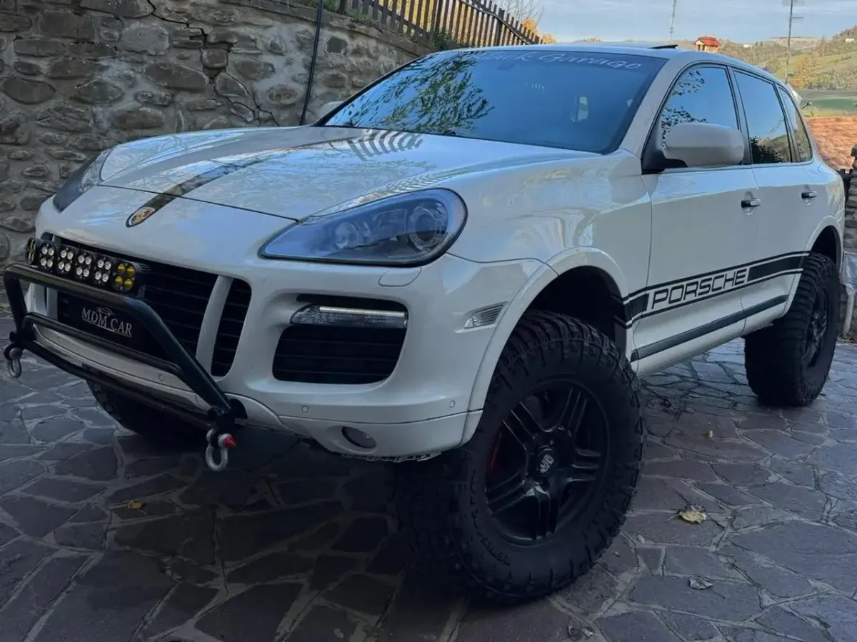 Porsche Cayenne GTS