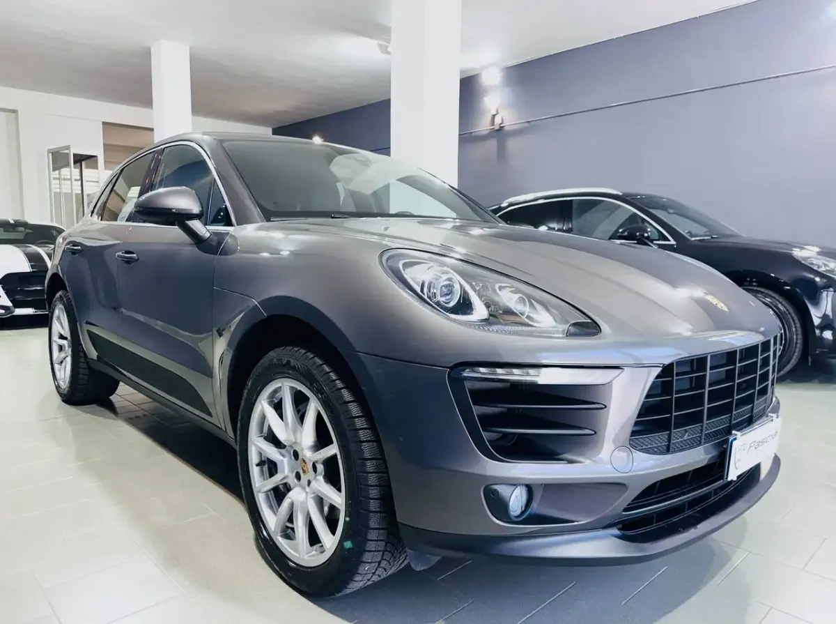 Porsche Macan S