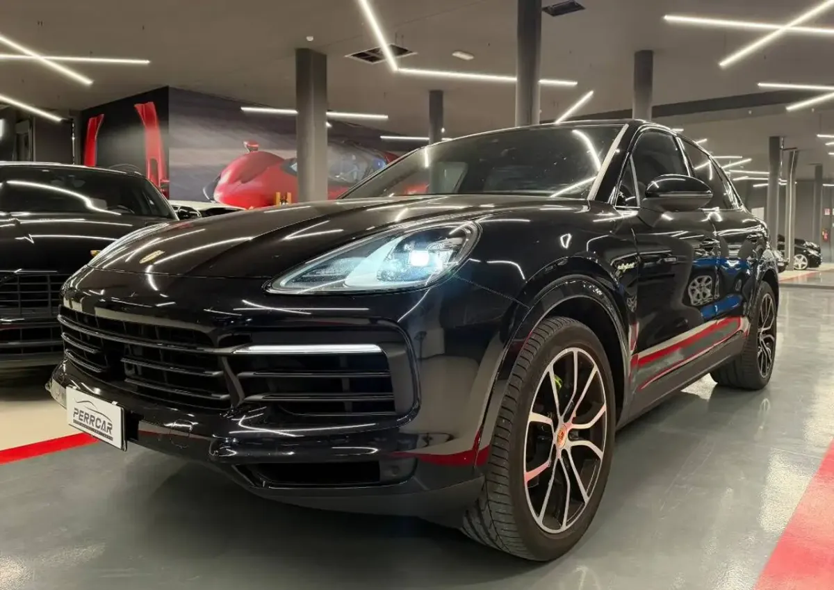 Porsche Cayenne E-Hybrid · Targa24