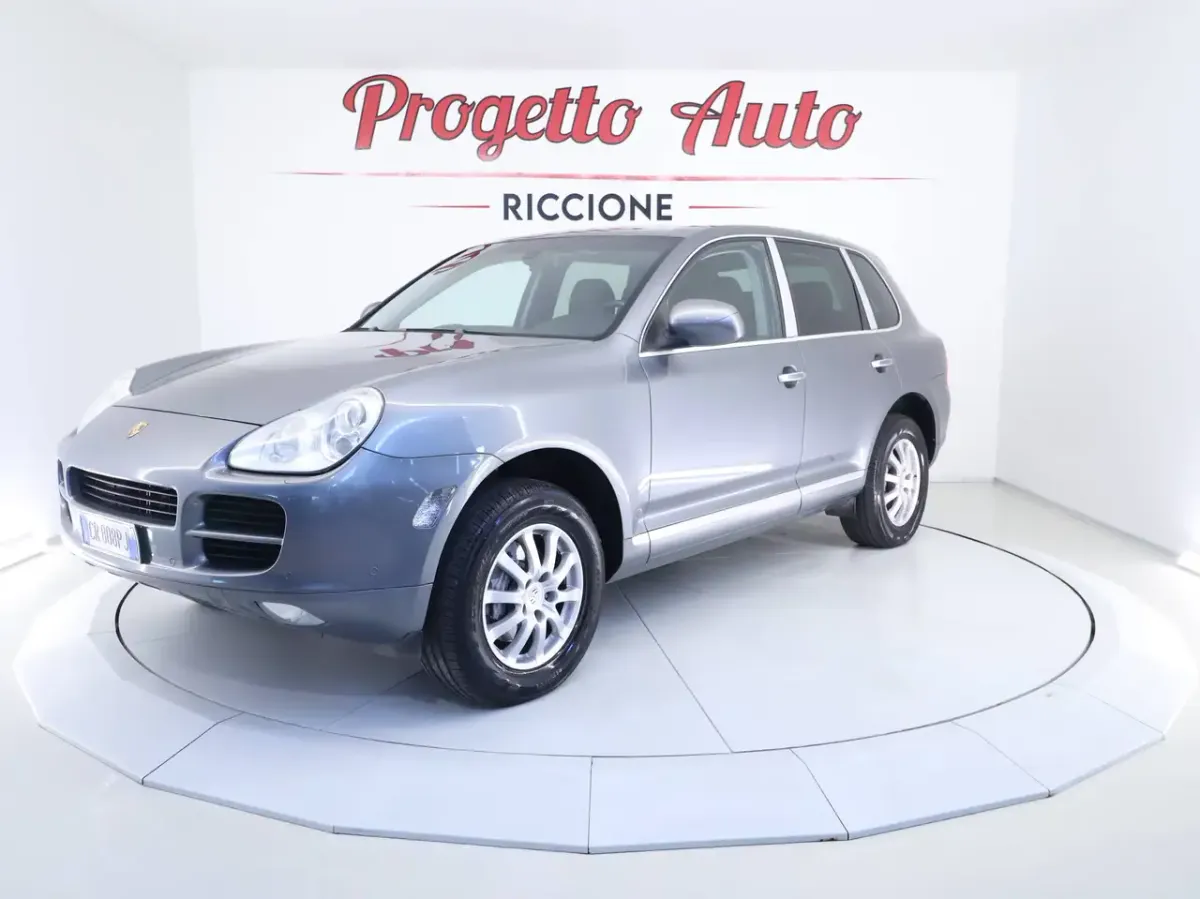 Porsche Cayenne 3.2