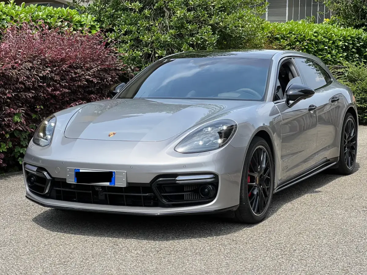 Porsche Panamera GTS