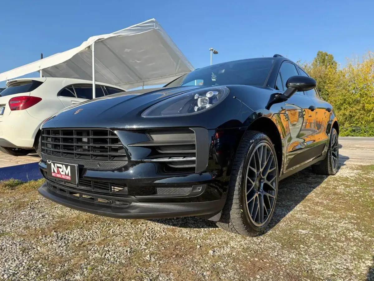Porsche Macan T