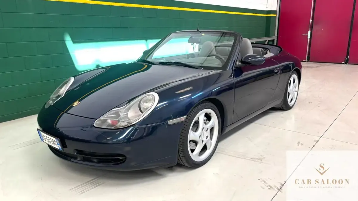 Porsche 996.1 Carrera 4 Cabrio