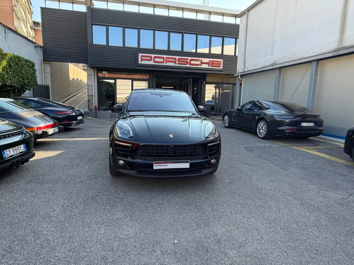 Porsche Macan S