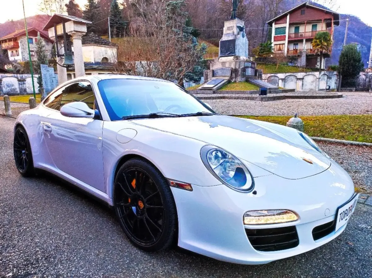 Porsche 997.2 Carrera 4S