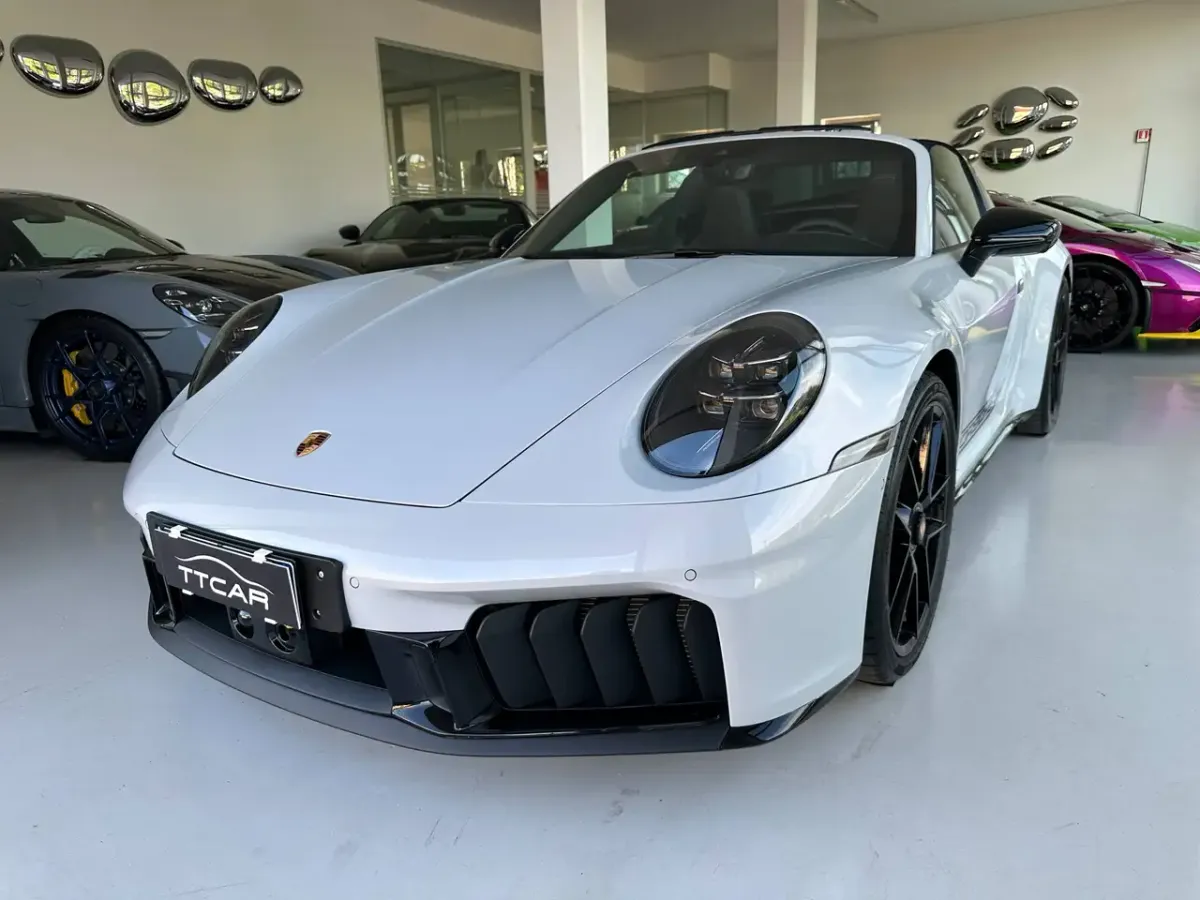 Porsche 992.2 Targa 4 GTS