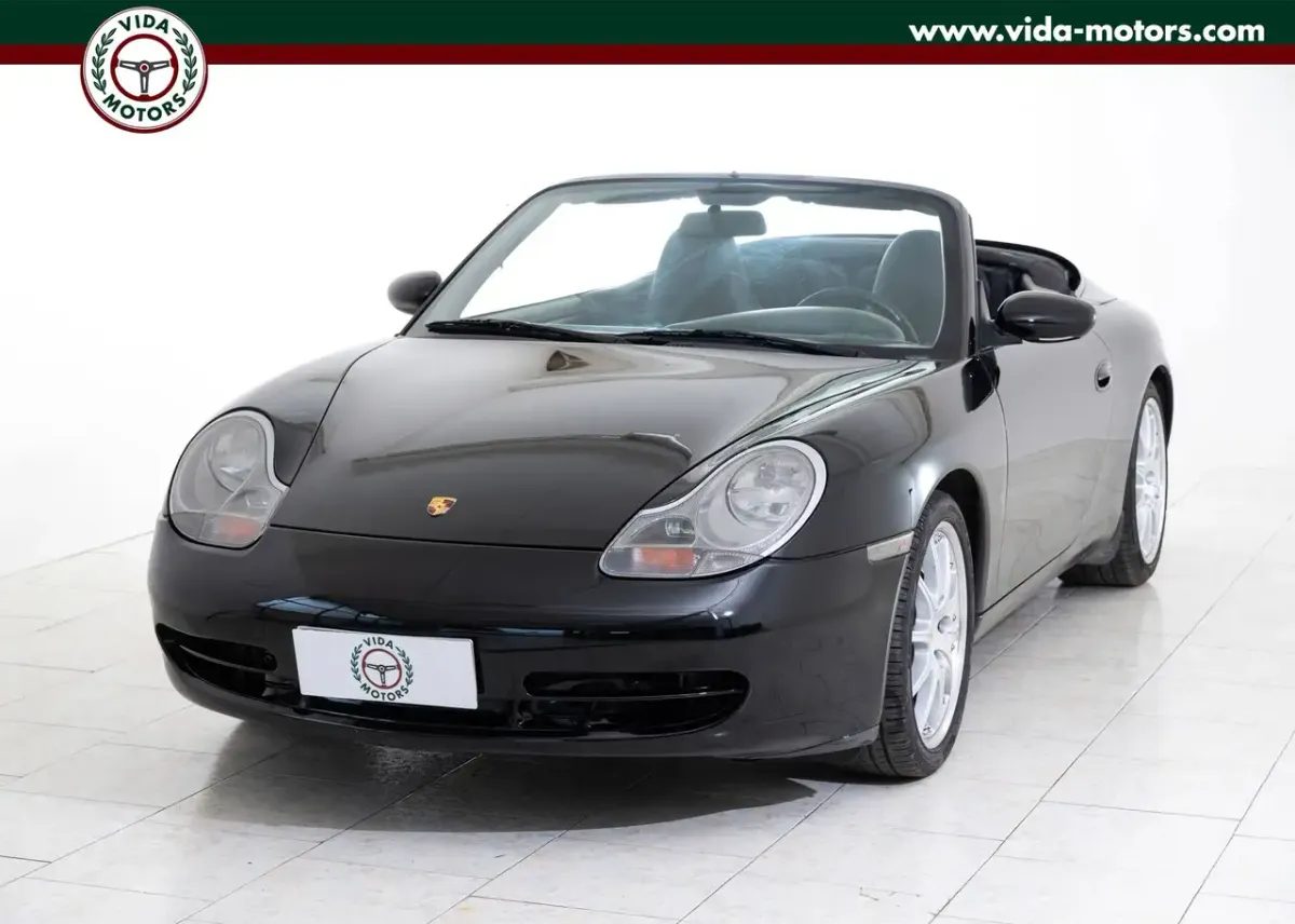 Porsche 996.1 Carrera 4 Cabrio