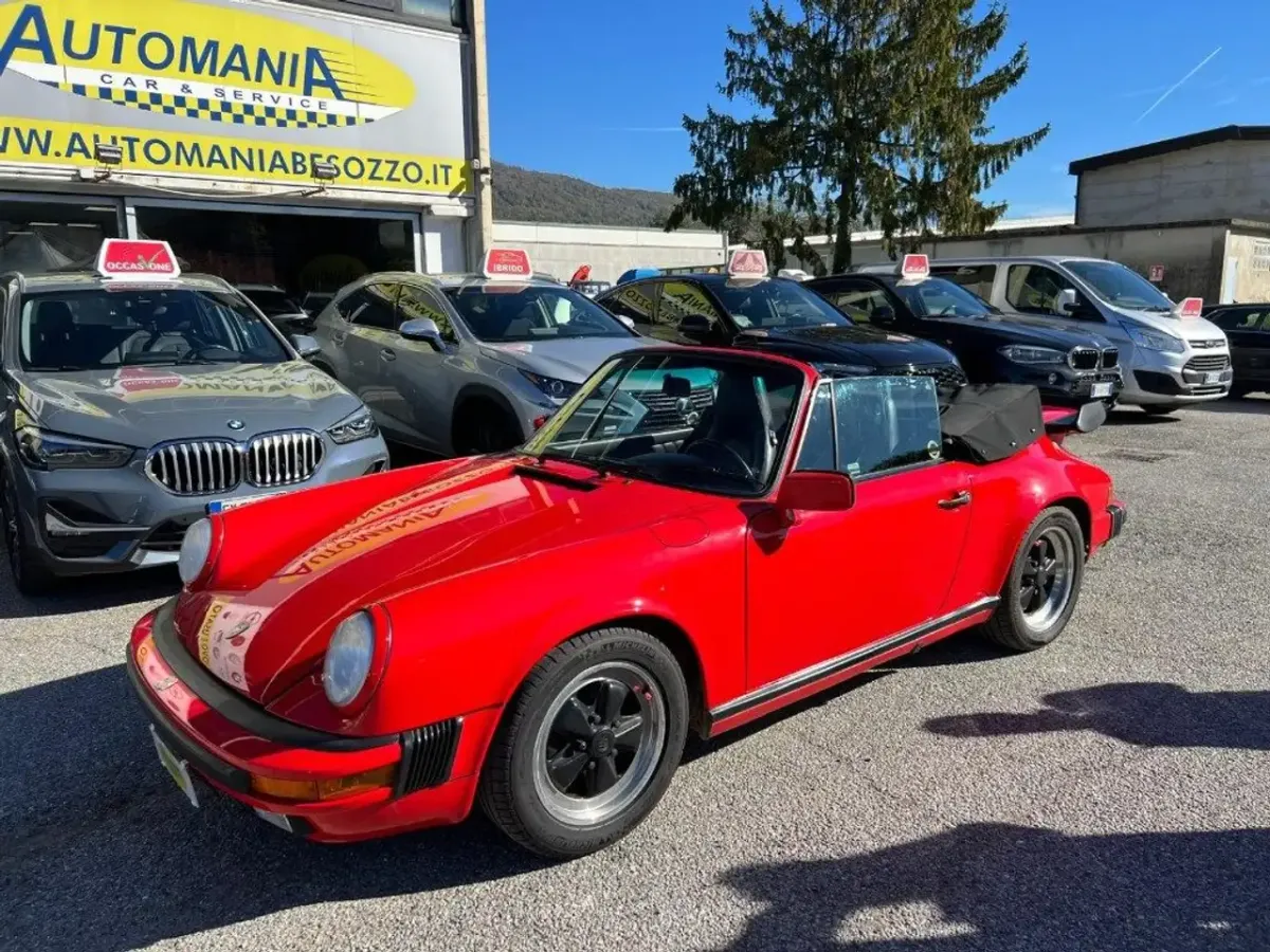 Porsche 911 Carrera 3.2 Cabrio