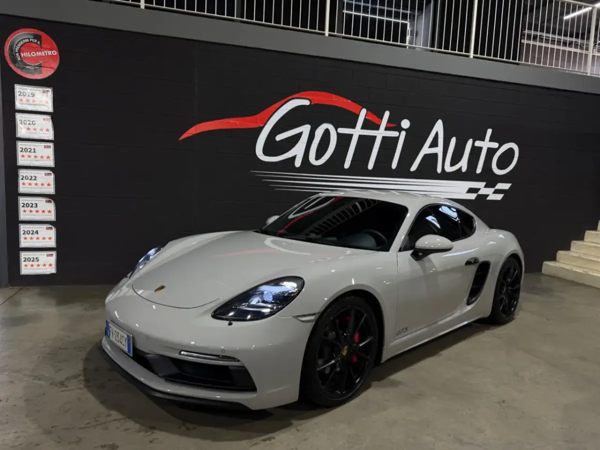 Porsche 718 Cayman GTS