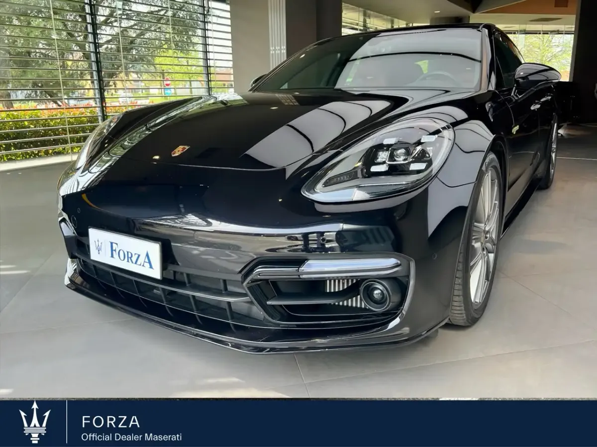 Porsche Panamera 4 E-Hybrid