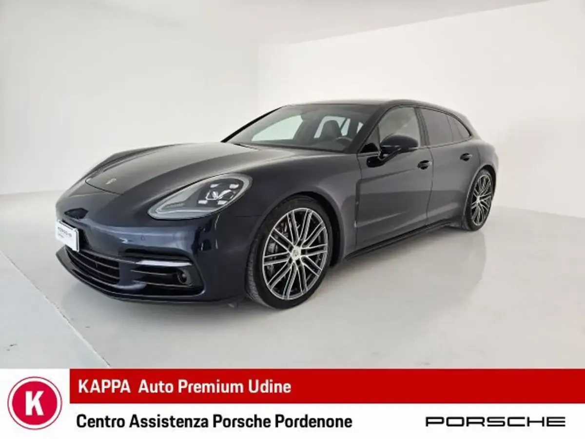 Porsche Panamera 4