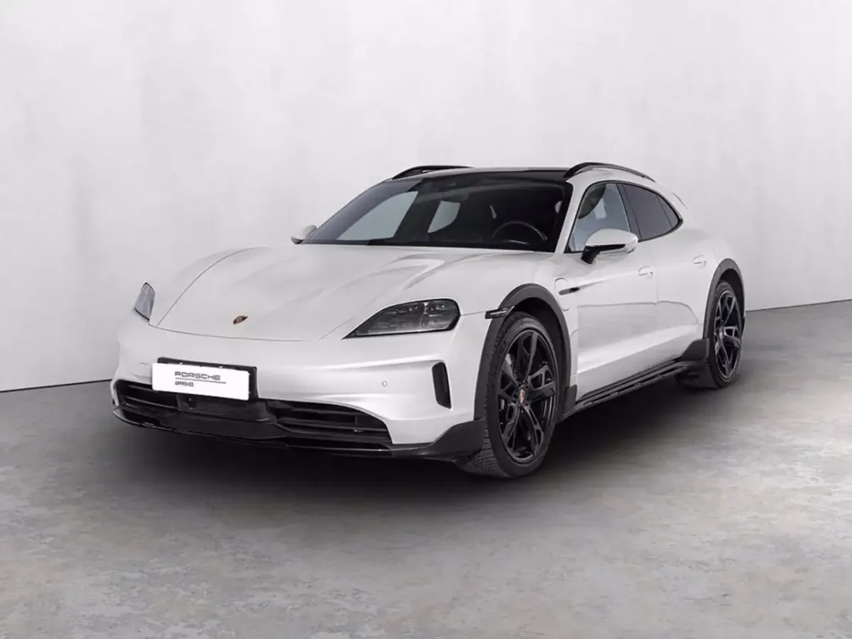 Porsche Taycan 4