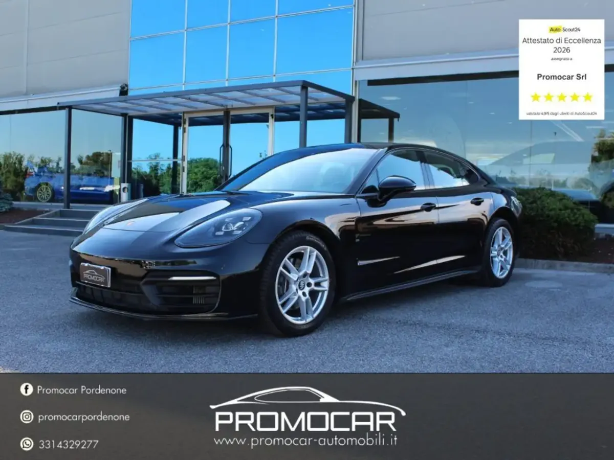Porsche Panamera 4