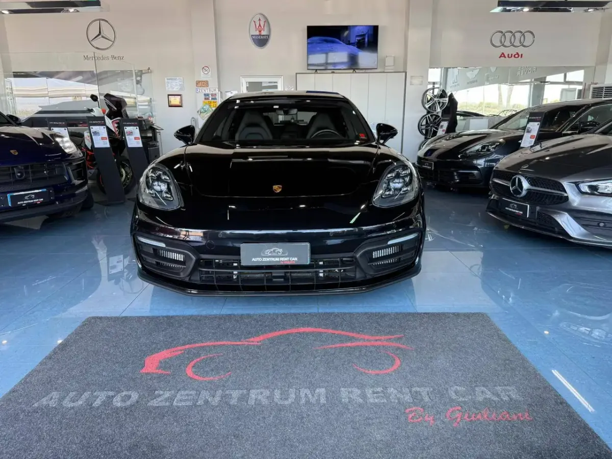 Porsche Panamera 4 E-Hybrid