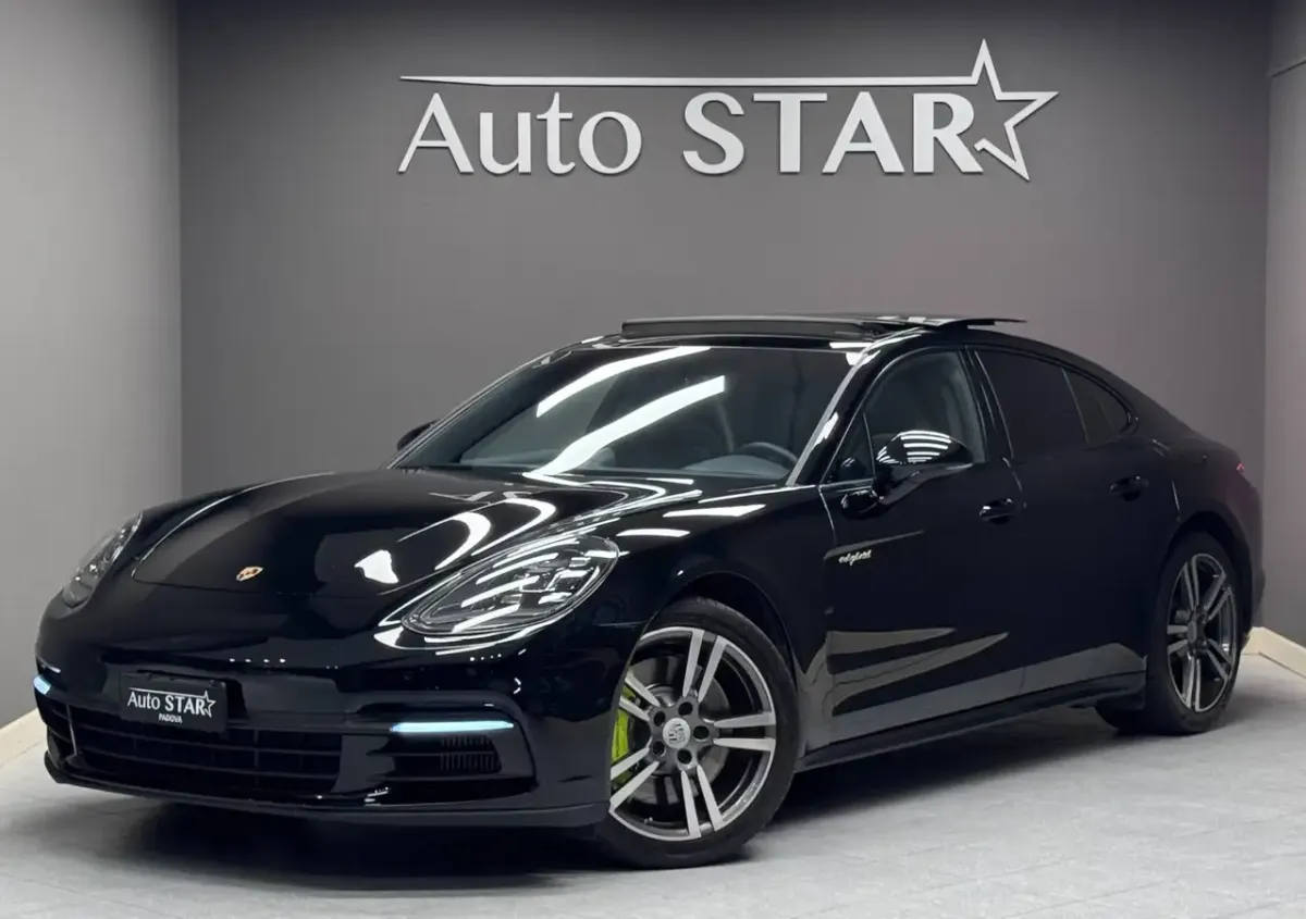 Porsche Panamera 4 E-Hybrid