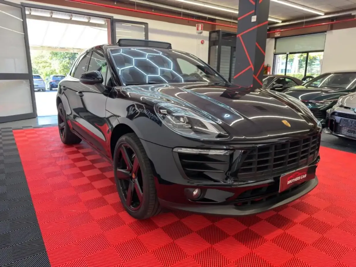 Porsche Macan S
