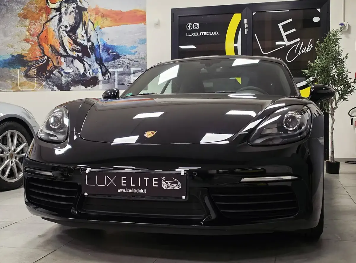 Porsche 718
