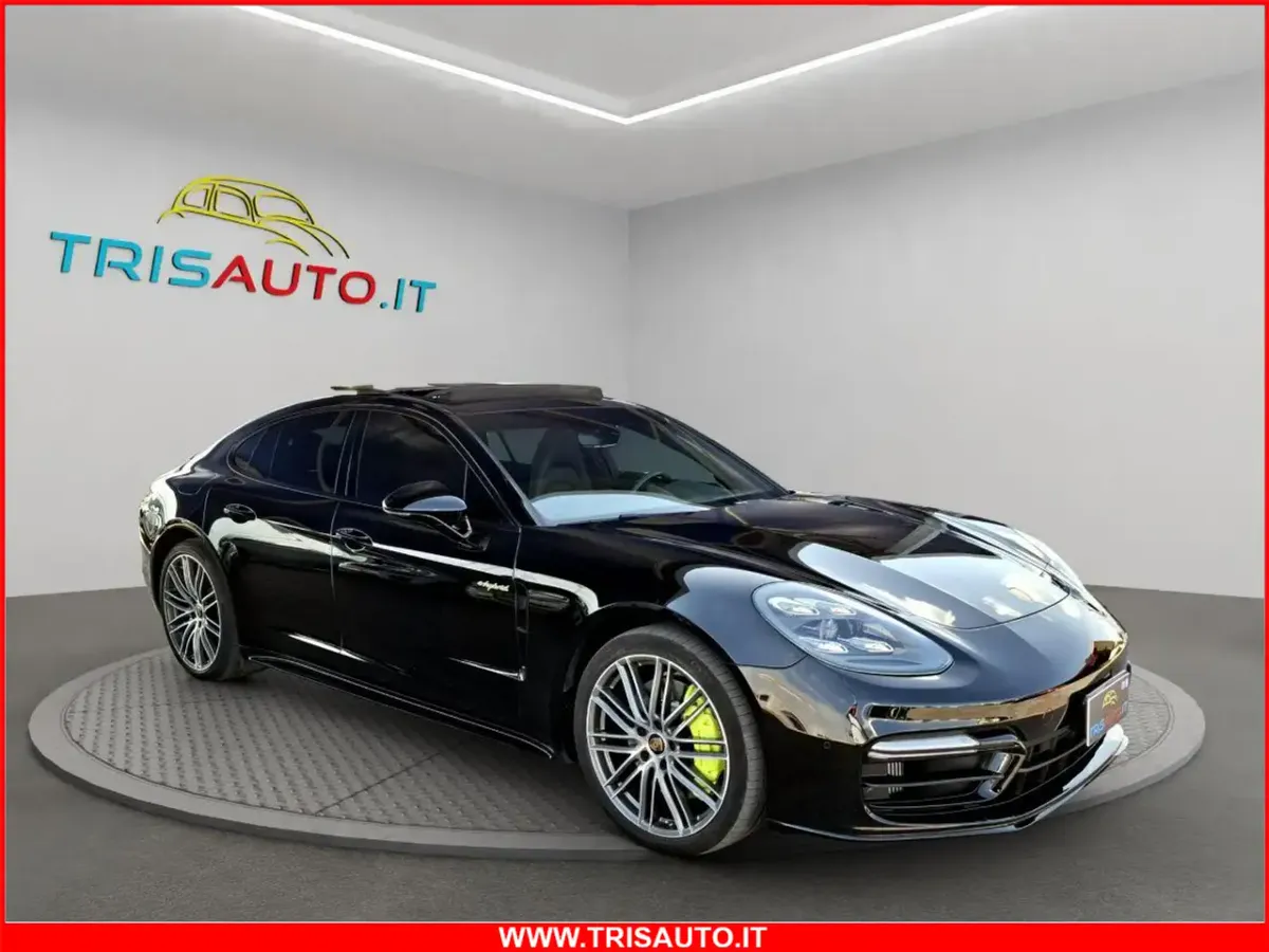 Porsche Panamera 4
