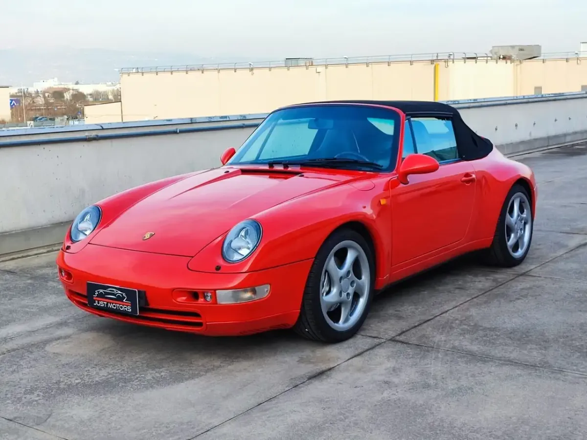 Porsche 993 Carrera 4 Cabrio