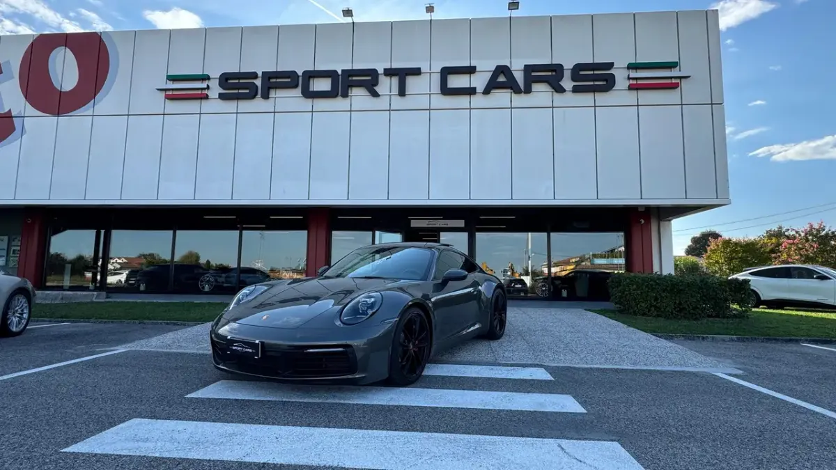 Porsche 992.1 Carrera 4