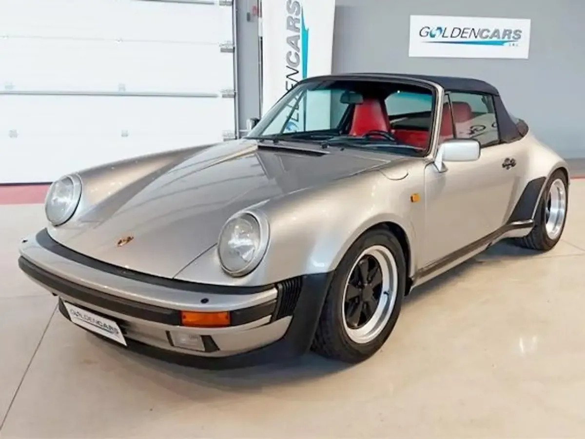 Porsche 911 Carrera Cabrio