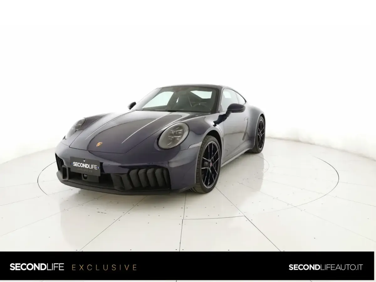 Porsche 992.2 Carrera 4 GTS